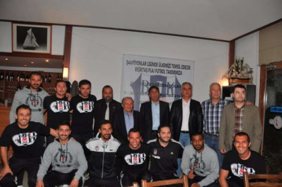 Beşiktaş Plaj Futbol Takımı Kuşadası'nda