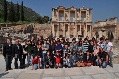 TÜRSAB’dan geleceğin turizmcilerine destek