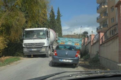 Kuşadası'nda trafik arapsaçı