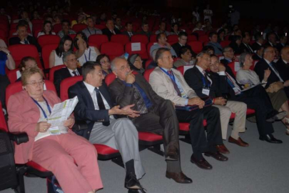 Kongre Merkezi 1500 diş hekimini ağırlıyor