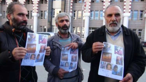 Ege Denizi'nde kaybolan çocuklarını istediler