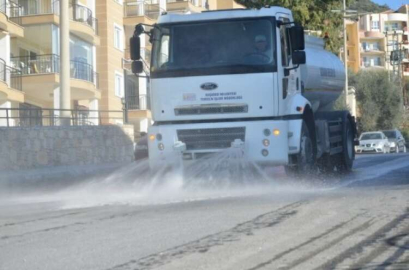 Kuşadası'nda detaylı temizlik