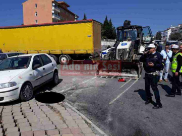 İş makinesi yaraladı
