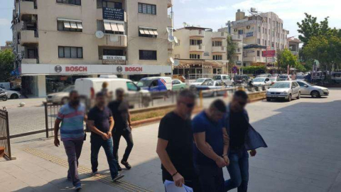 Sauna'da gizli bölmede yakalandılar