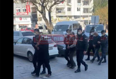 Kuşadası’nda bronz heykel ele geçirildi