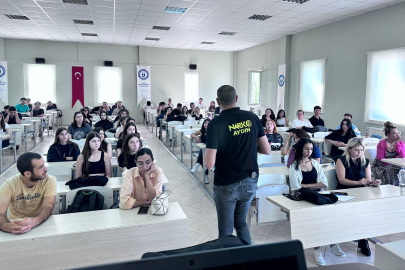 Kuşadası’nda 400 üniversiteliye  “Narko Gençlik Eğitimi”