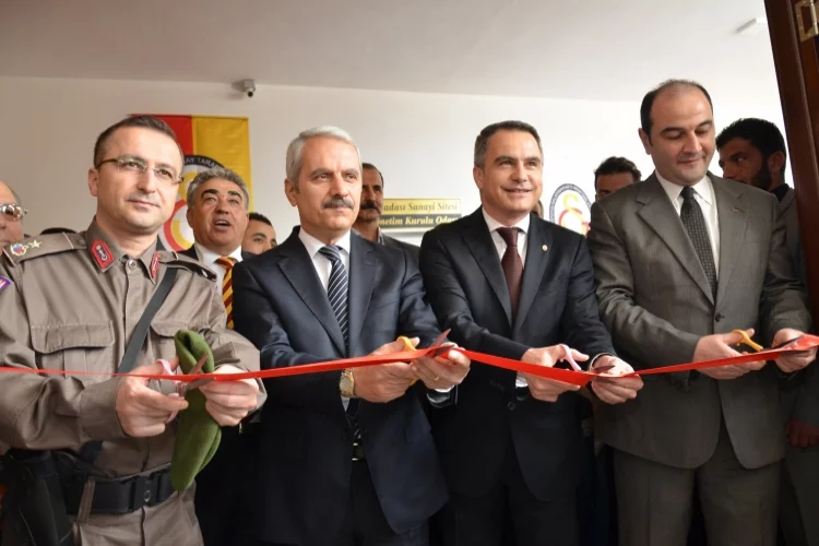 Kuşadası Galatasaray Taraftarlar Derneği Yeni Hizmet Binası Açıldı