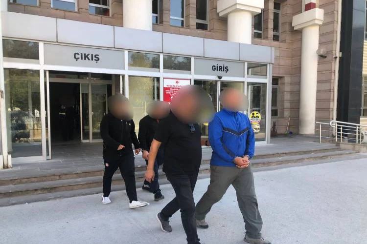 Sisam’a kaçma hazırlığı yapan üç FETÖ/PDY üyesi yakalandı